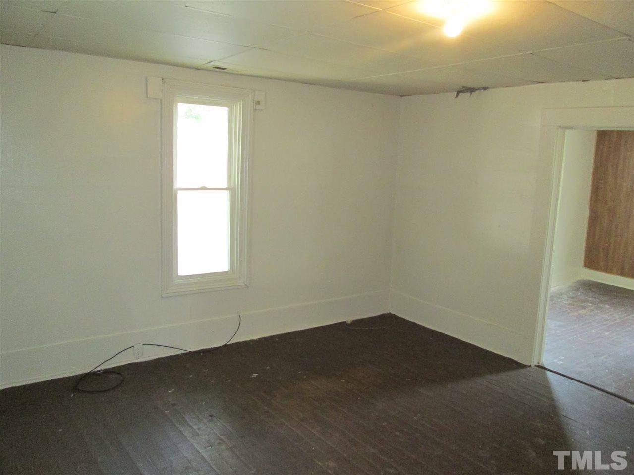 607 Kenmore Ave
