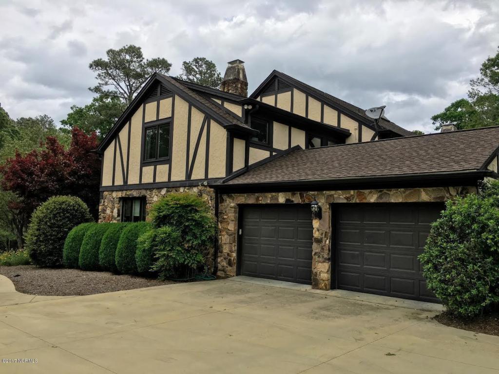 227 Grande Overlook Dr
