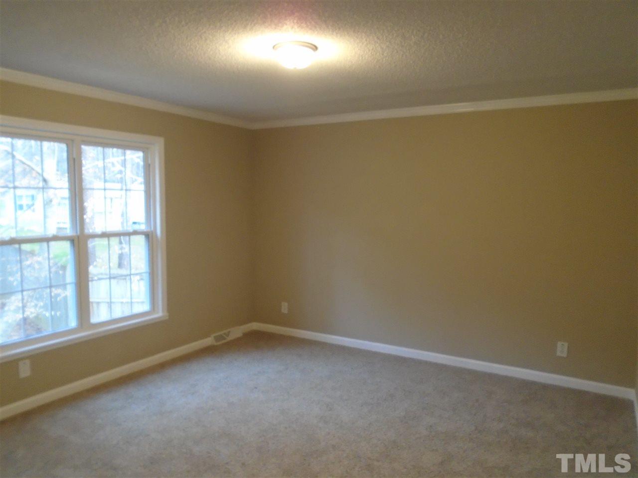 1009 Silver Farm Rd
