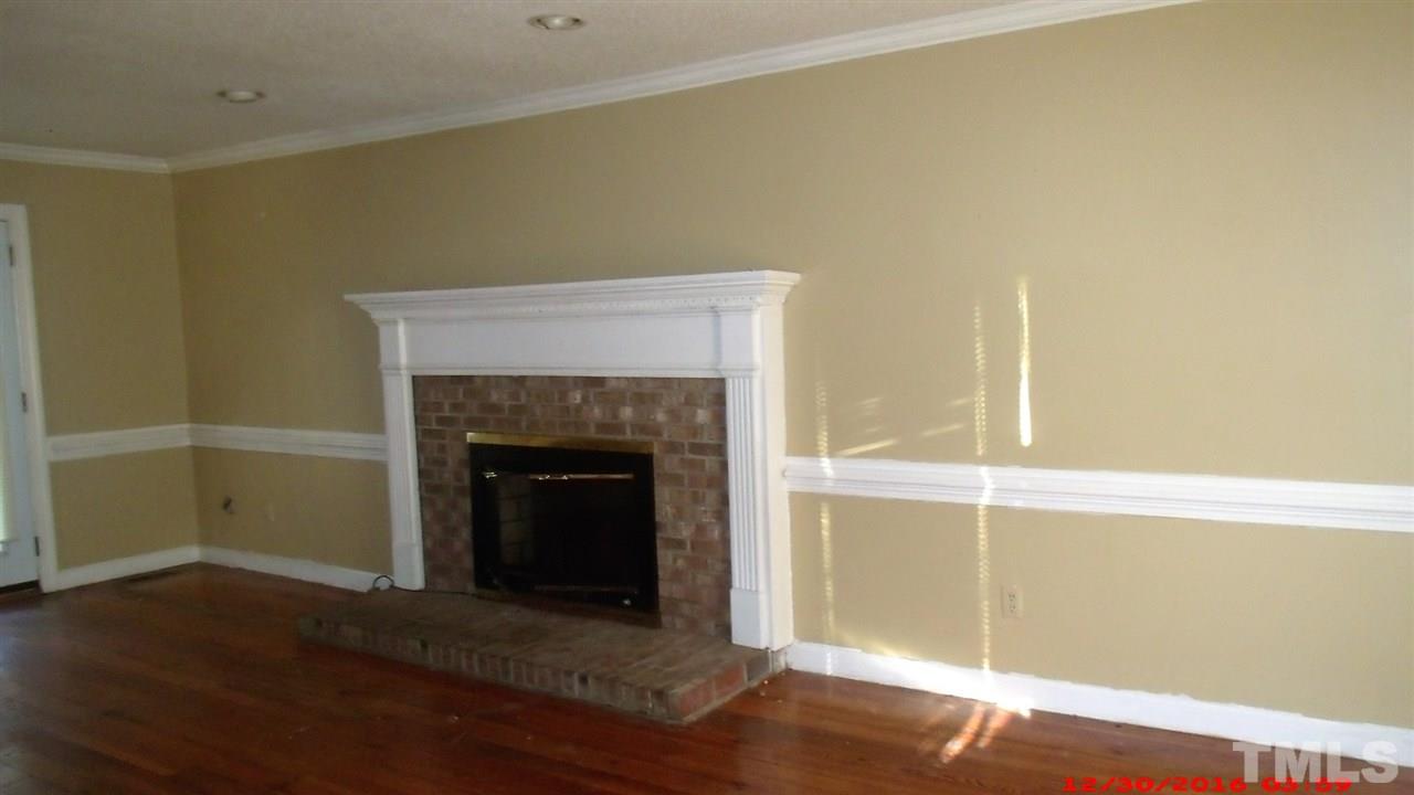 8200 Merriweather Cir