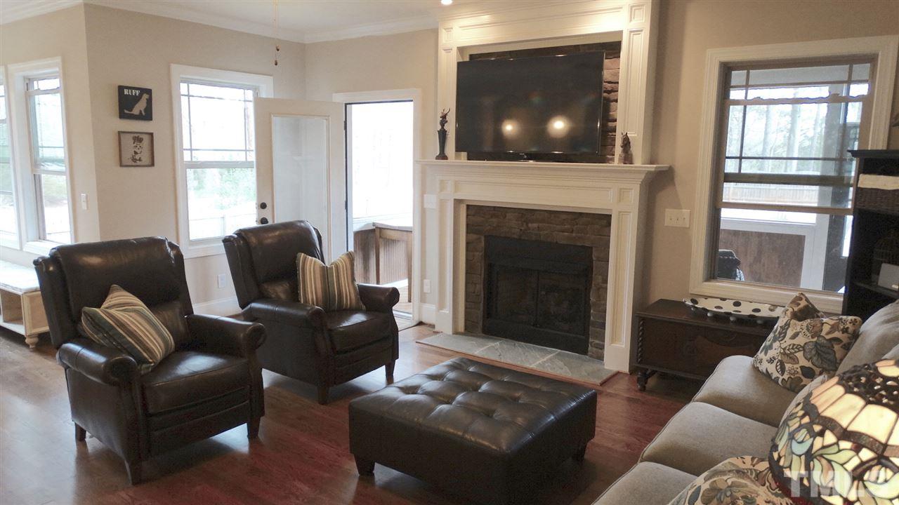 122 Aisling Ct