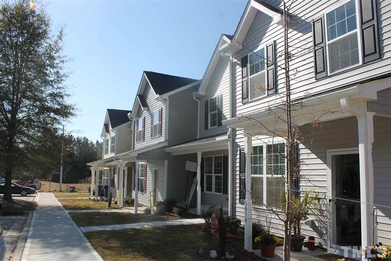 3900 Volkswalk Pl