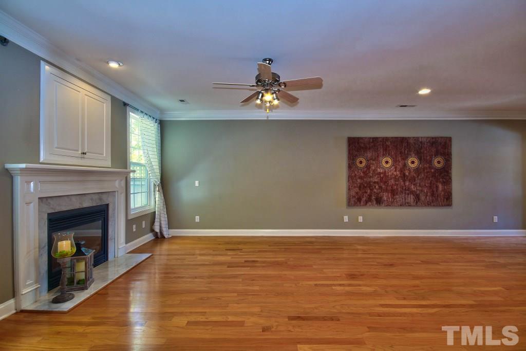5923 Longeria Ct