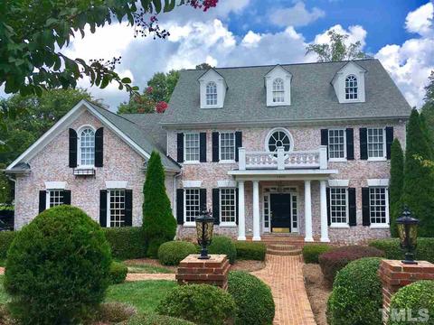 1300 Woodmanor Dr