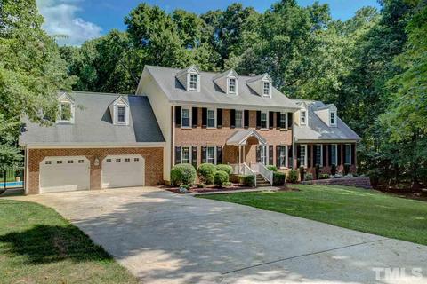1300 Woodmanor Dr