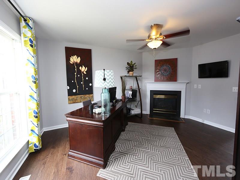 8823 Elizabeth Bennet Pl