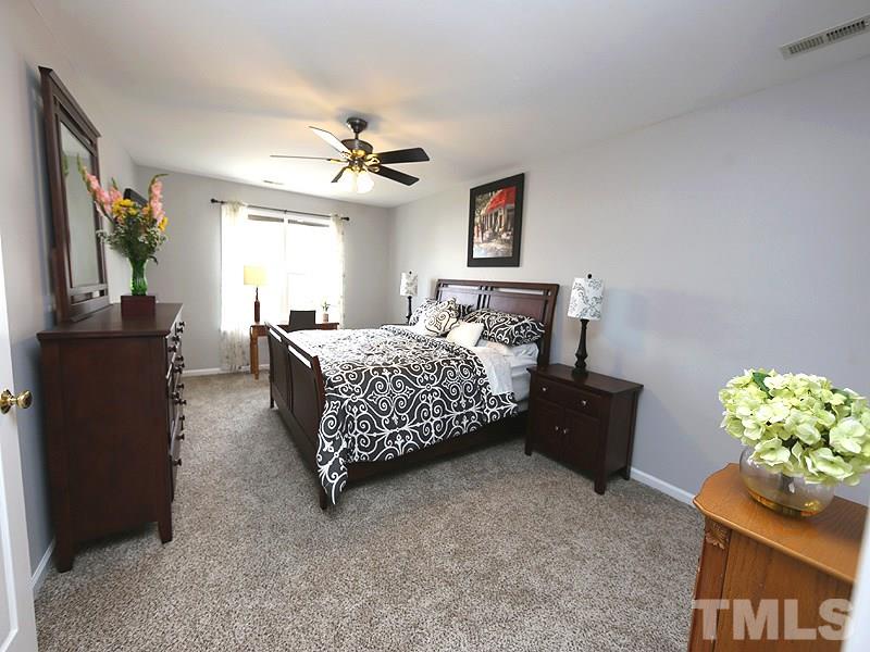 8823 Elizabeth Bennet Pl