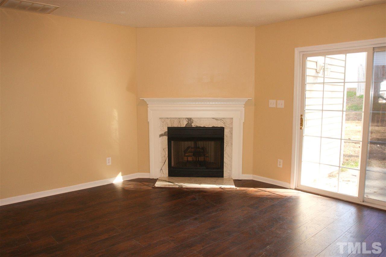 4416 Woodlawn Dr