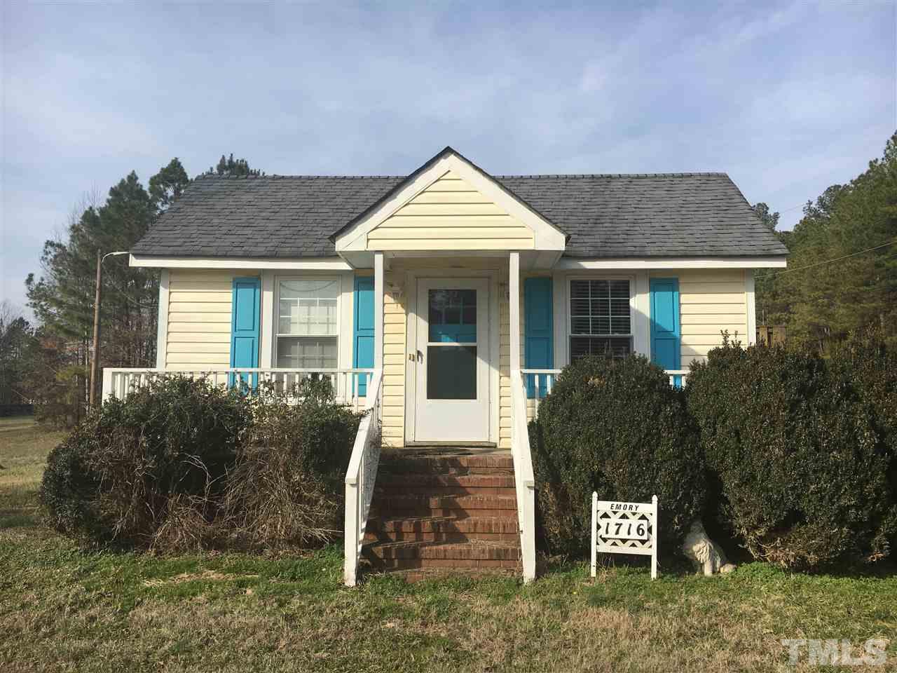 2421 Roanoke St