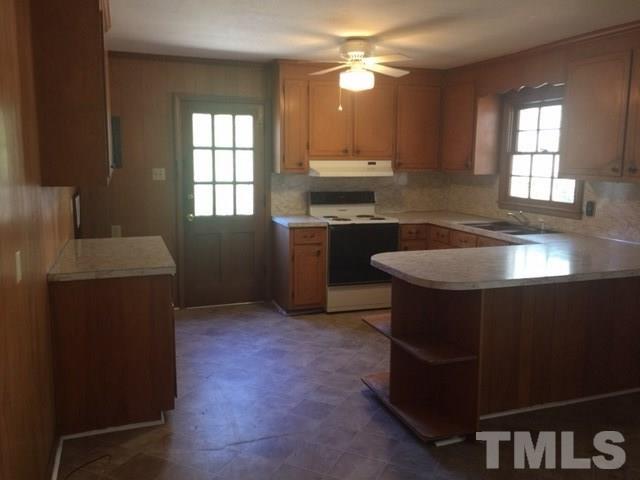 922 Spruce Pine Trl