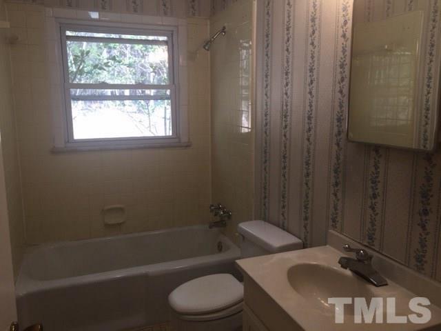 922 Spruce Pine Trl