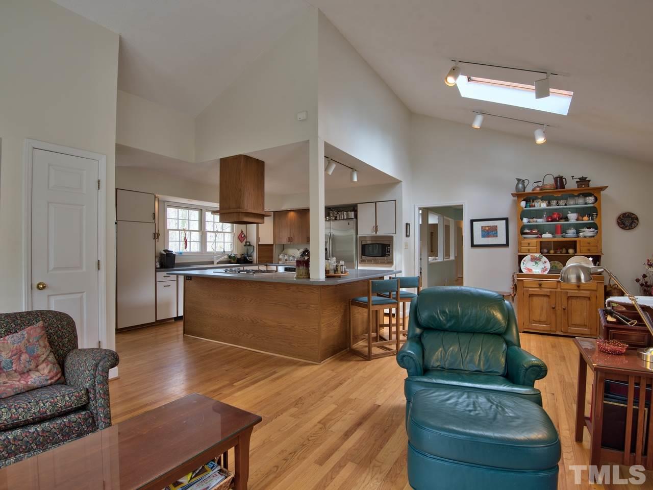 112 Tressel Way