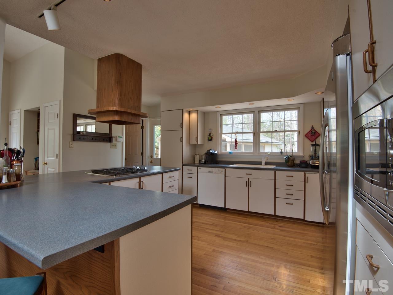 112 Tressel Way