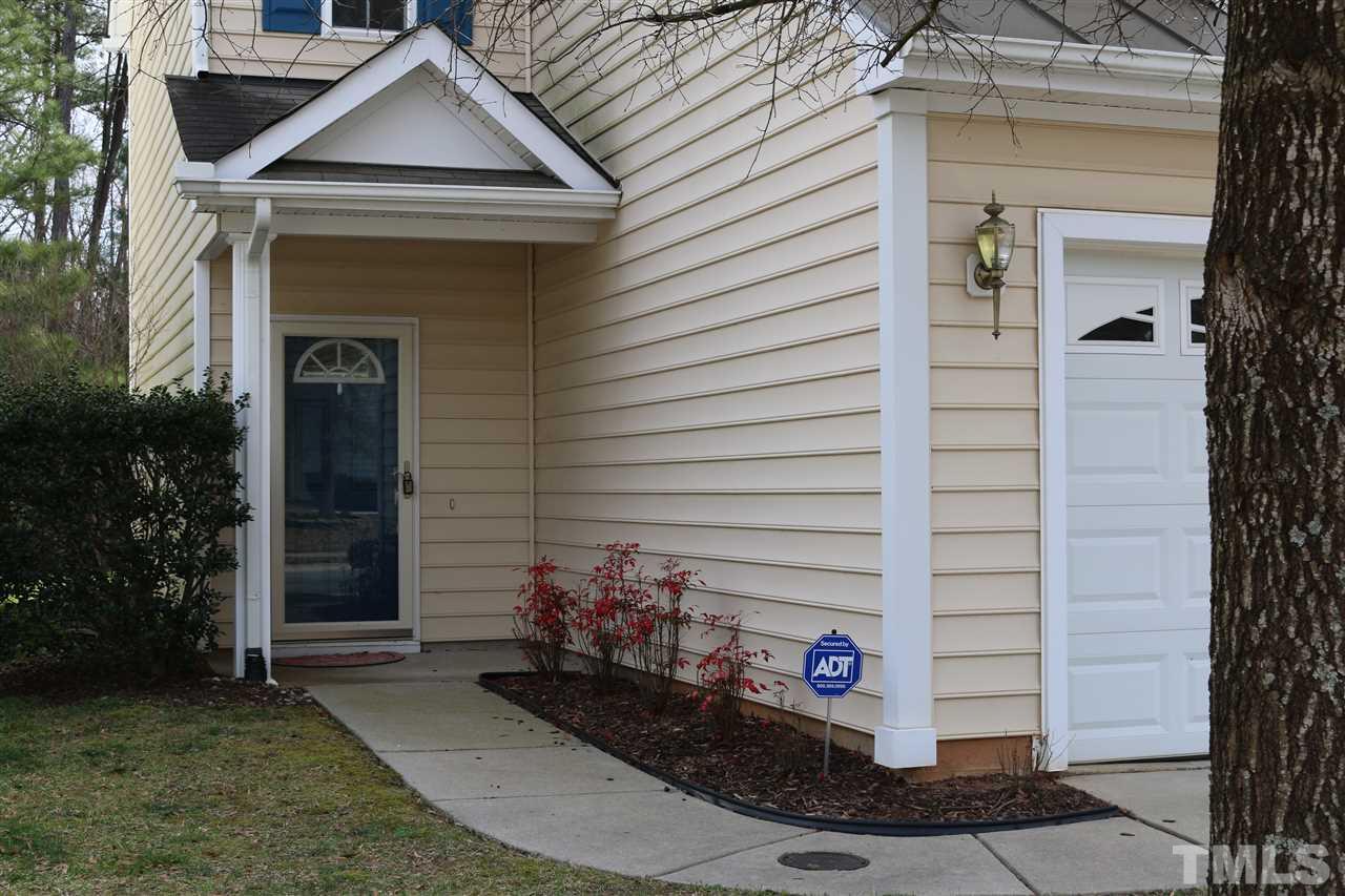 3323 C View St