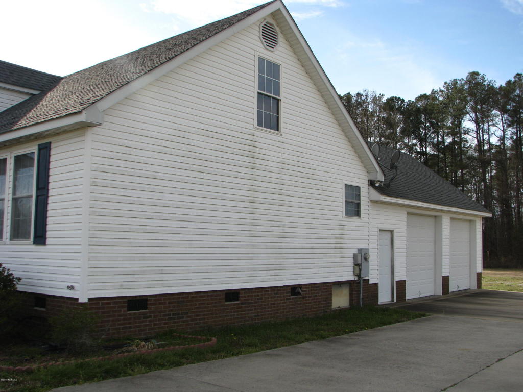 2924 Berkley Dr