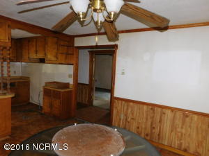 4548 Fort Branch Rd