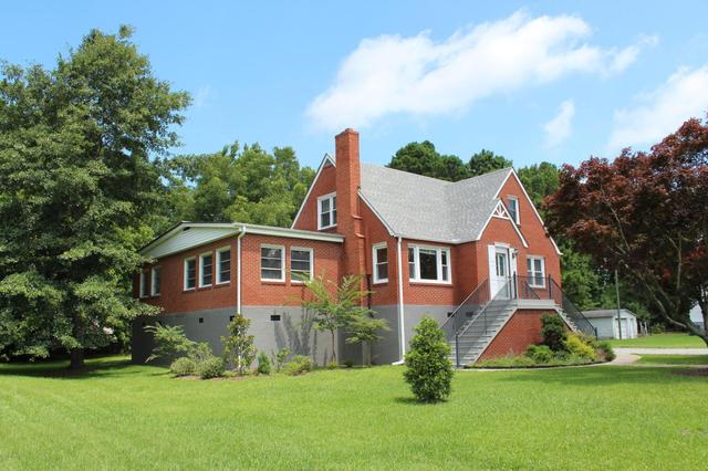 307 Smith Shore Rd