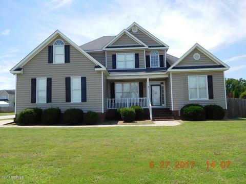 314 Canterbury Rd NW