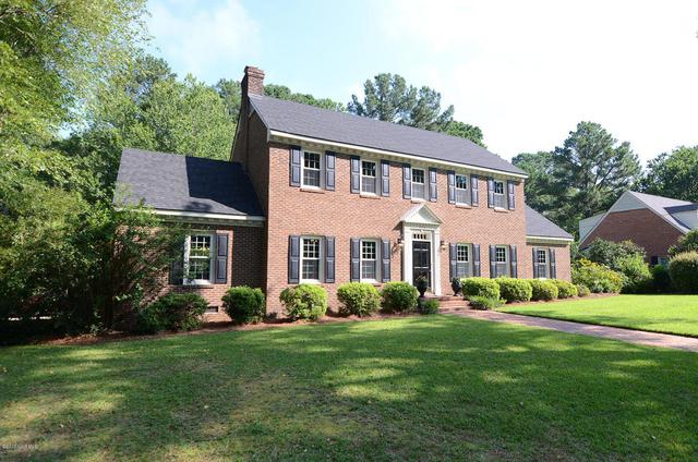 314 Canterbury Rd NW
