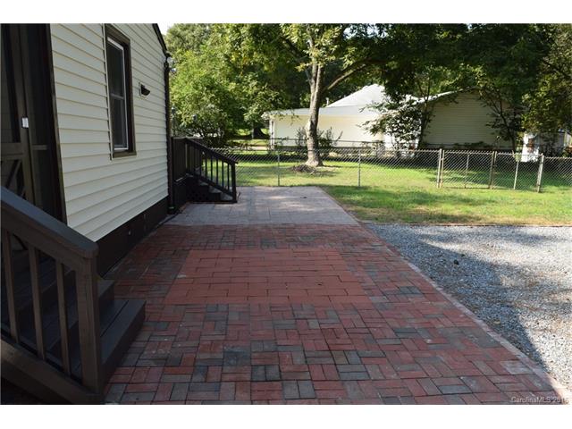 107 E Henry St