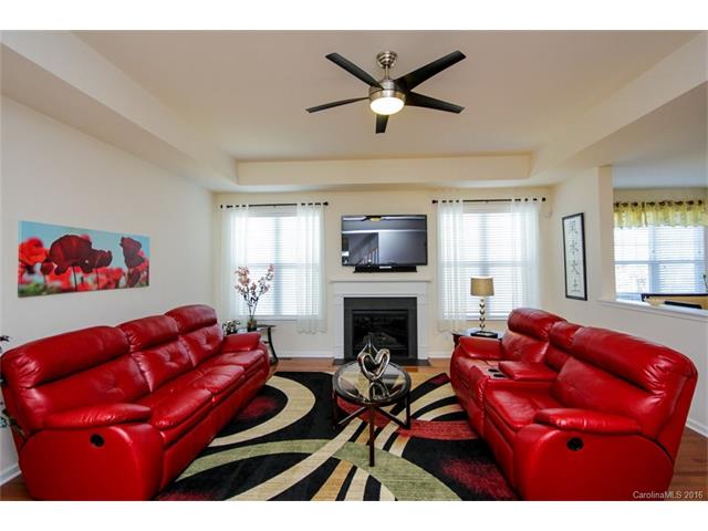 2427 Claridge Rd