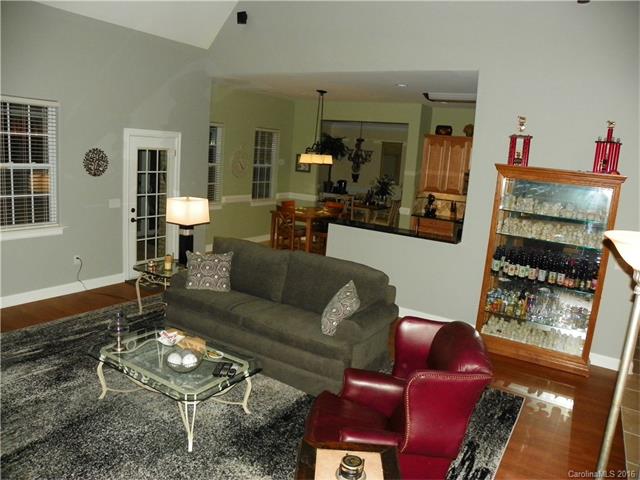 4577 Lanstone Ct