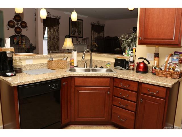 For Sale: 424 Winecoff Woods Dr Concord, NC 28027