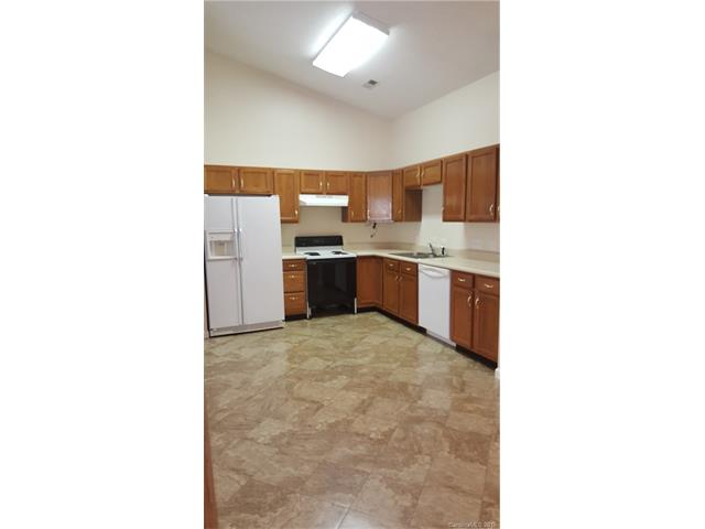 For Sale: 5868 Misty Forest Pl #APT 56 Concord, NC 28027