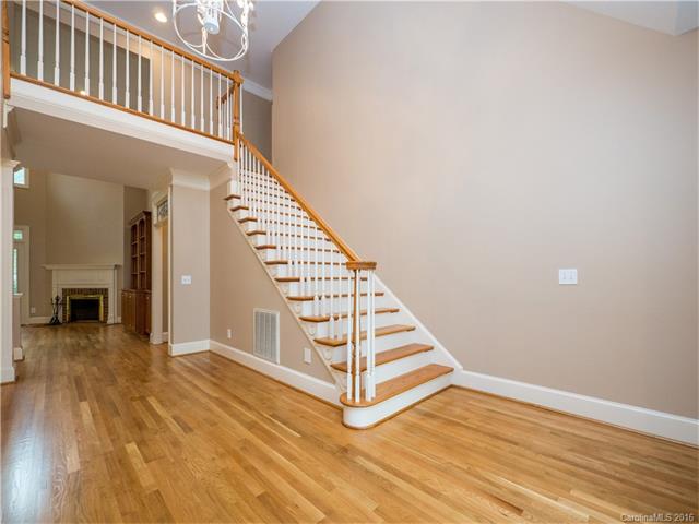 881 Craigmont Ln #91
