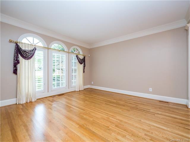 881 Craigmont Ln #91
