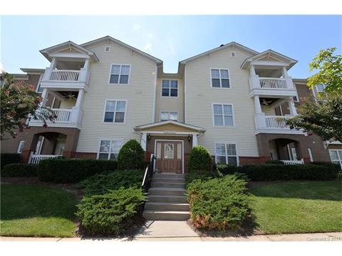 362 E Catawba Ave