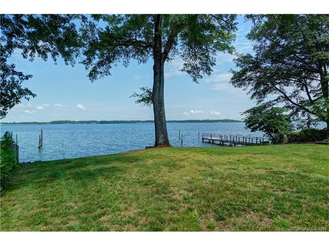 For Sale: 21113 Island Forest Dr #APT 48 Cornelius, NC 28031