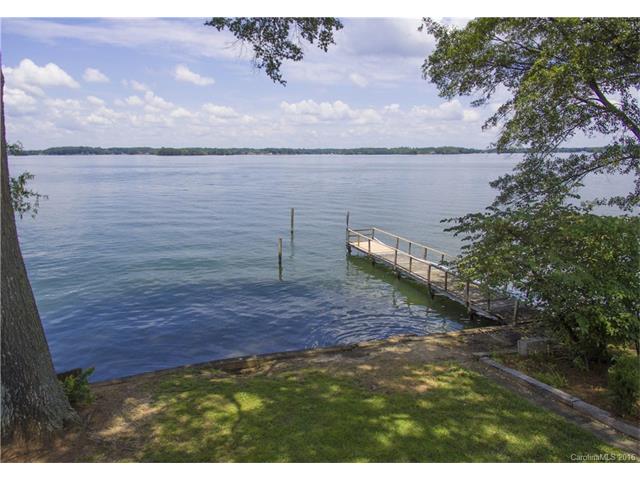 For Sale: 21113 Island Forest Dr #APT 48 Cornelius, NC 28031