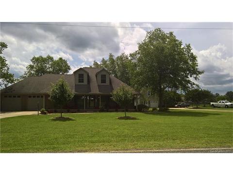 105 Doris Ct