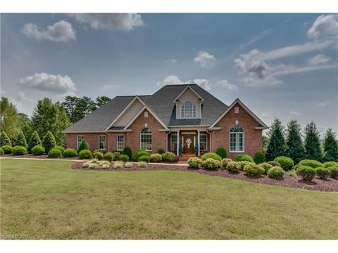 123 Patton Cir