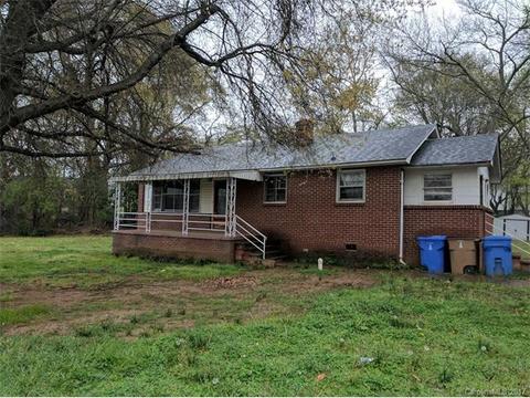 825 Churchill Dr