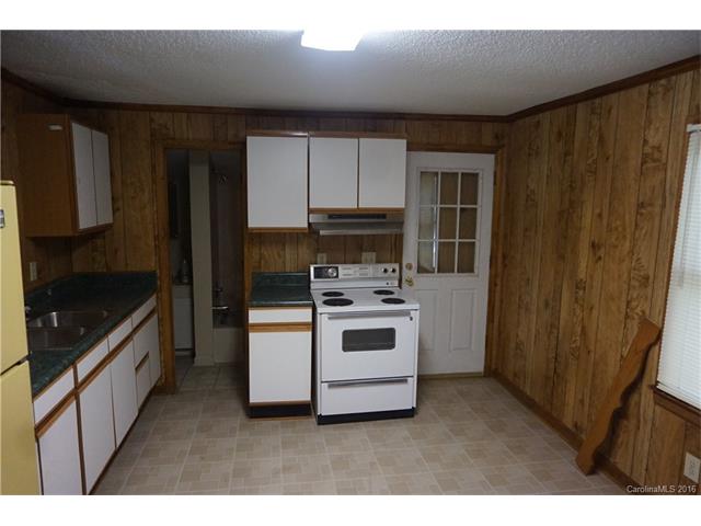 1206 Gaston Ave