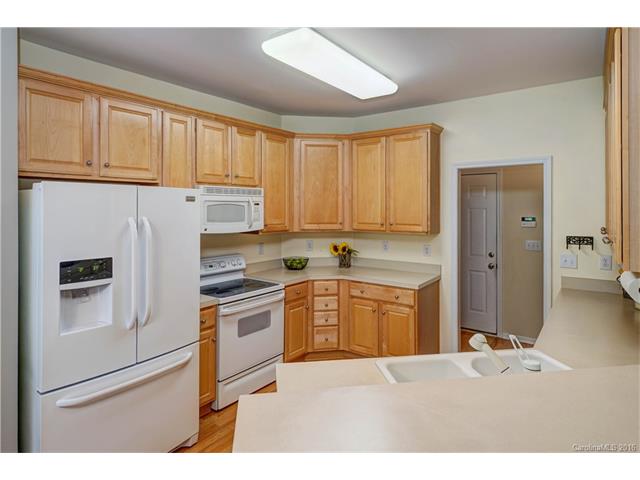 16802 Laureate Rd, Huntersville NC 28078