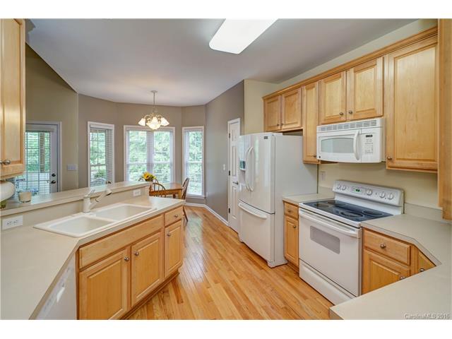 16802 Laureate Rd, Huntersville NC 28078