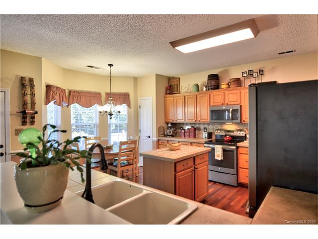 15238 Leslie Brook Rd