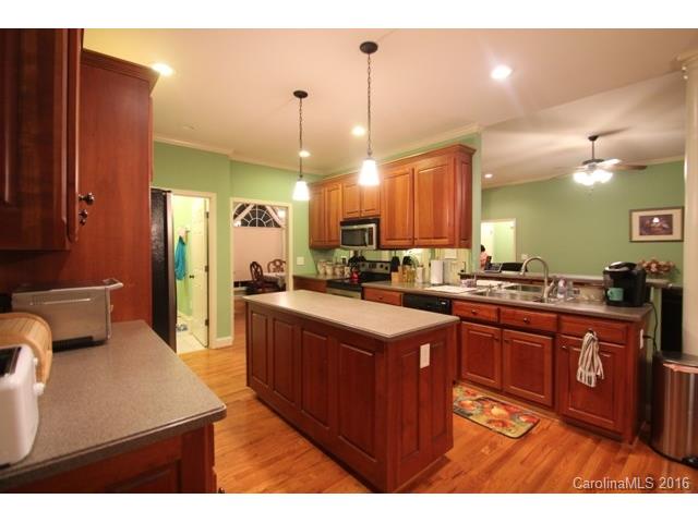 1119 Stony Point Rd