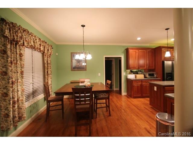 1119 Stony Point Rd
