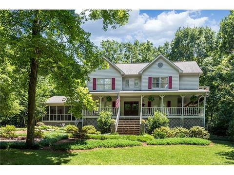 7128 Cobblecreek Dr