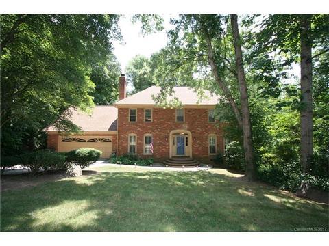 325 Courtney Ln