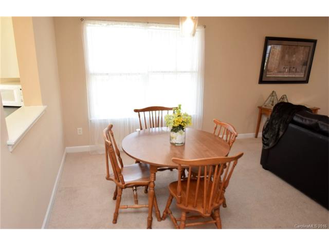 4700 Pickford Ct