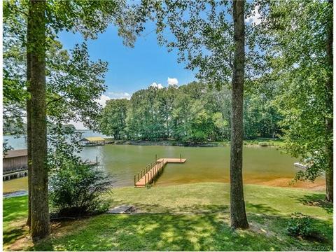 105 Beach Ln #11
