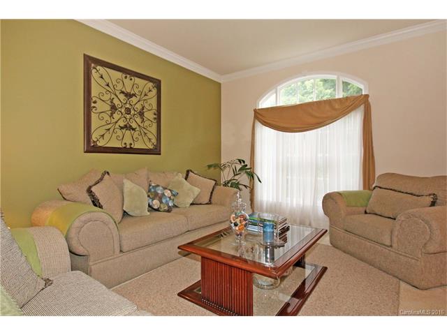 For Sale: 118 Cloister Ln Mooresville, NC 28117
