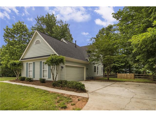 For Sale: 103 Summerbrook Ln Mooresville, NC 28117