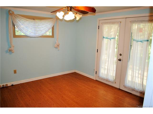 1000 Fisher Dr