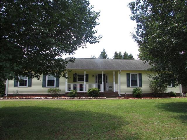 115 Pinewood Dr